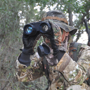 4X50 Digital Night Vision Binocular 300m Range Takes 5MP Photo & 720p Video with 1.5" TFT LCD